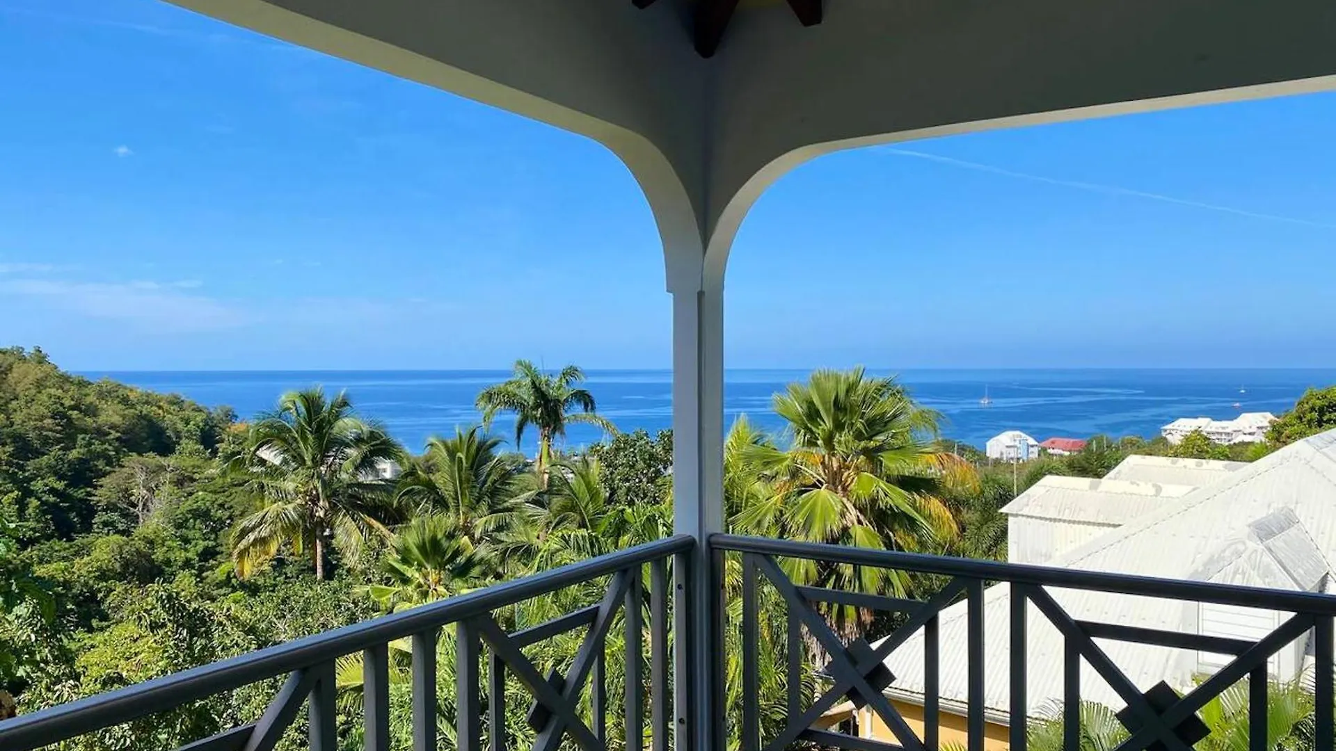 Maison De Charme A Gourbeyre Avec Vue Mer Et Montagnes
